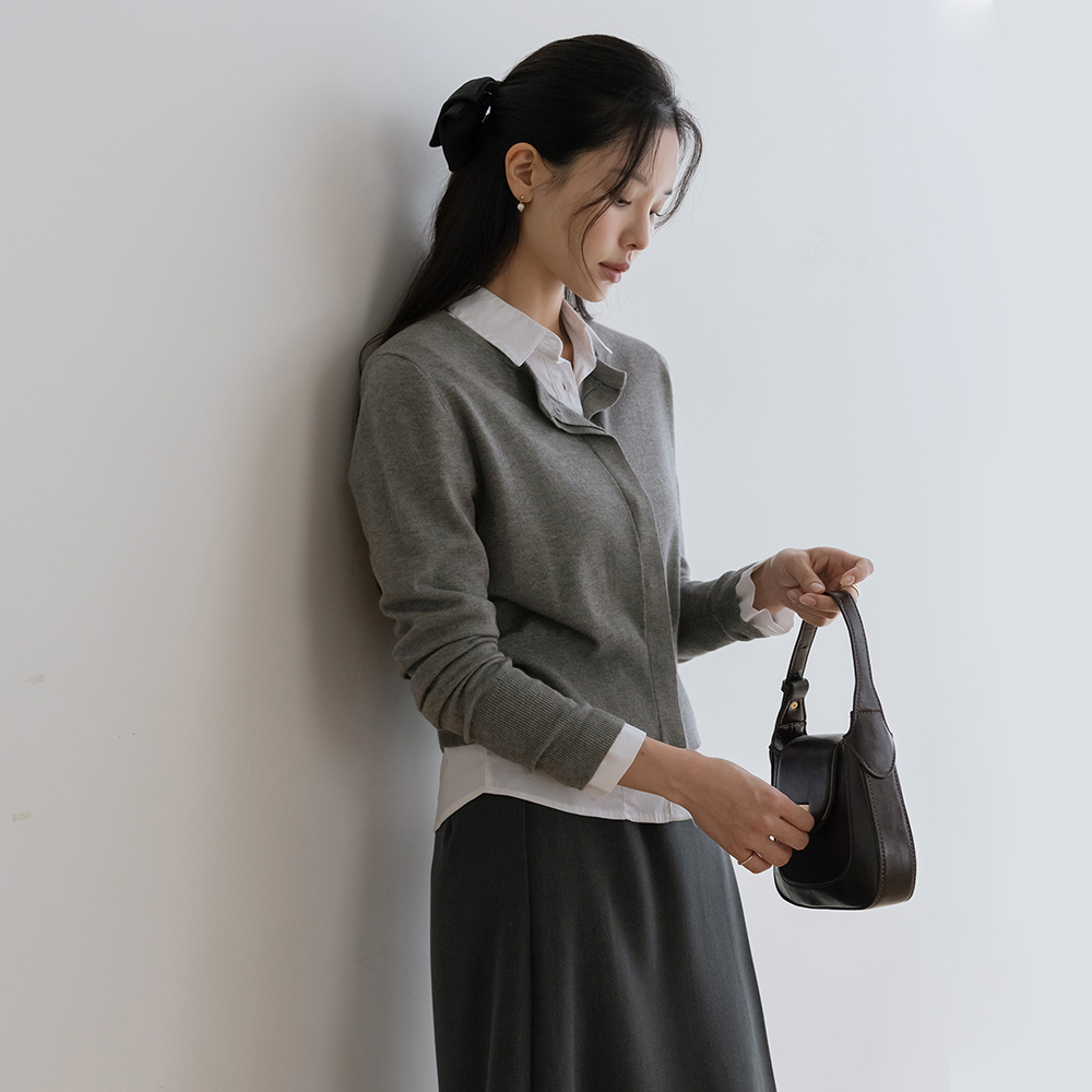 Soft Cashmere 스탠다드핏 Cardigan