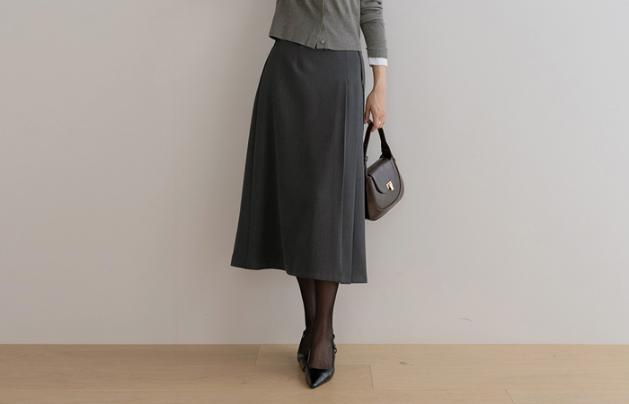 Belt Point The Back Banding Pleats Skirt