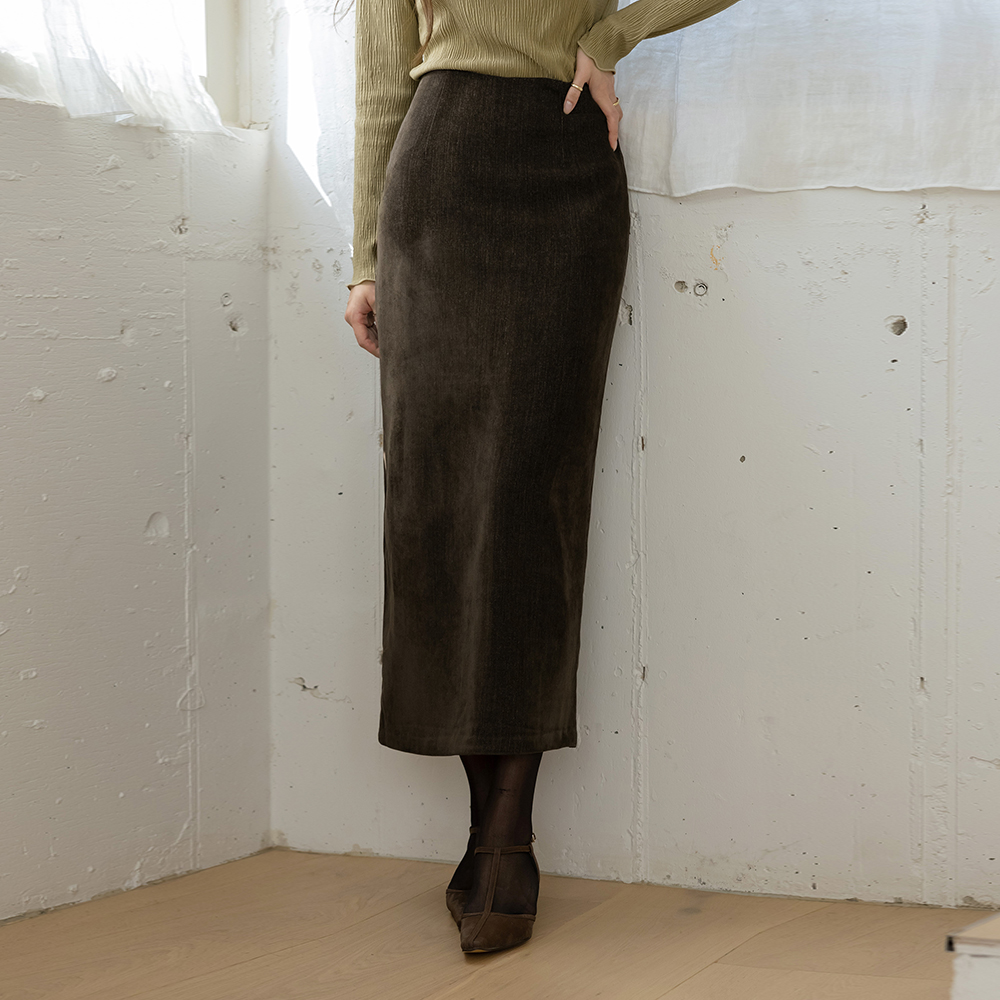 Basic Velvet H-line Long Skirt