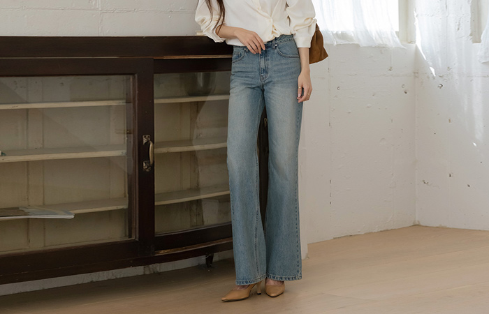 Daily Flared Fit Boot-Cut Denim Pants