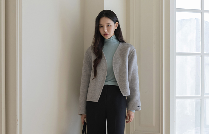 Daily Tight High-Neck Wool T-shirt