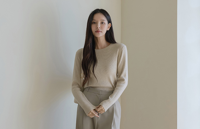 All Day Raund neck Cashmere Corduroy Knit