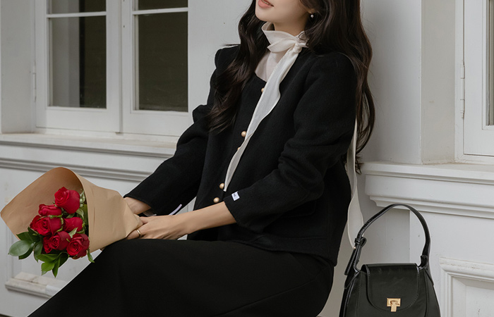 ODE Raund neck Gold Button Wool Hand-Made Jacket