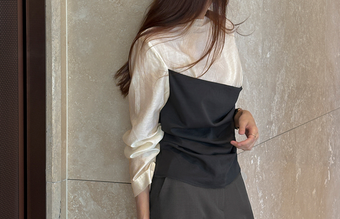 Color Combination Unbalance Shirring Blouse