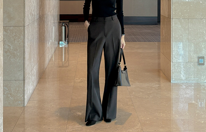 Essential Modern wide fit Slacks