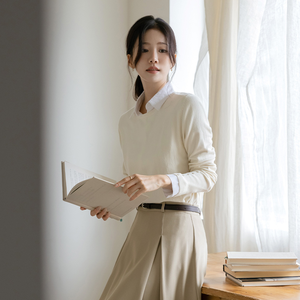 Soft Sleeves Button Cashmere Knit