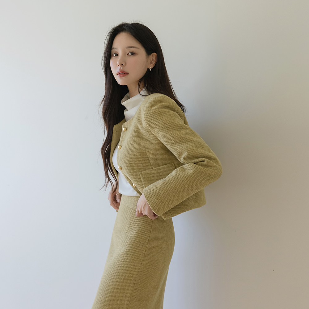 a small check Wool Tweed Set-up Jacket