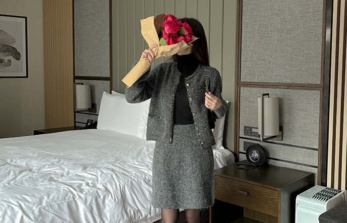 Spangle Point Wool Cardigan&Skirt SET