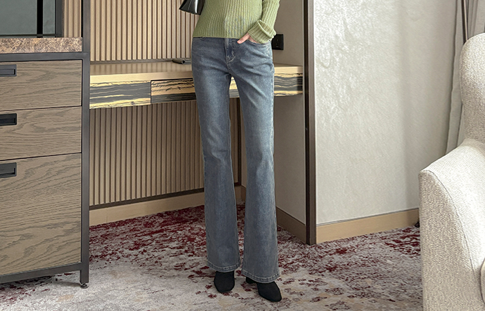 Autumn Washing Span Boot-Cut Denim Pants
