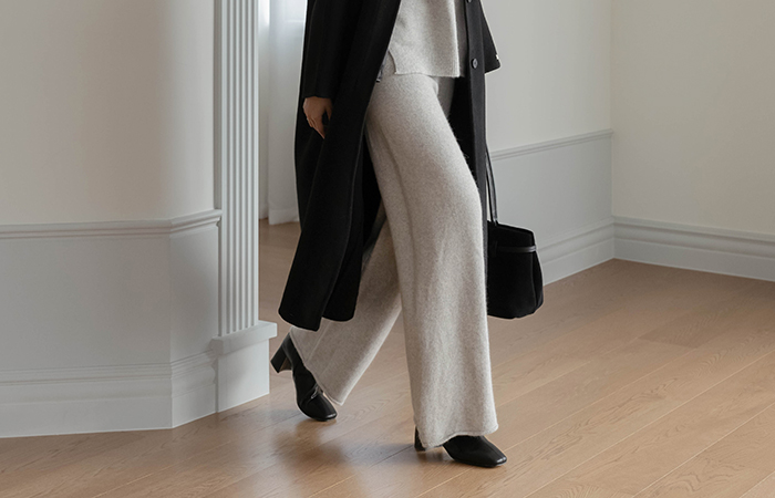 Cozy raccoon Slim Fit Set-up Knit Pants