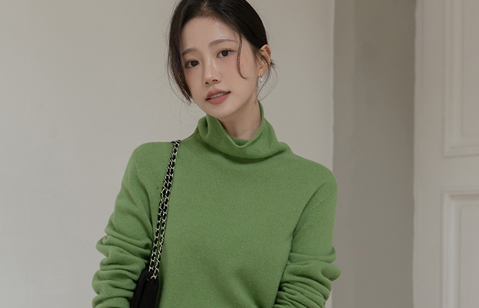 High-Neck Wool 100% Whole Garment Knit