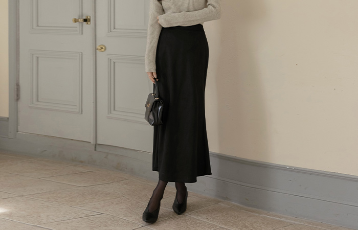 Suede Back Banding Mermaid Long Skirt