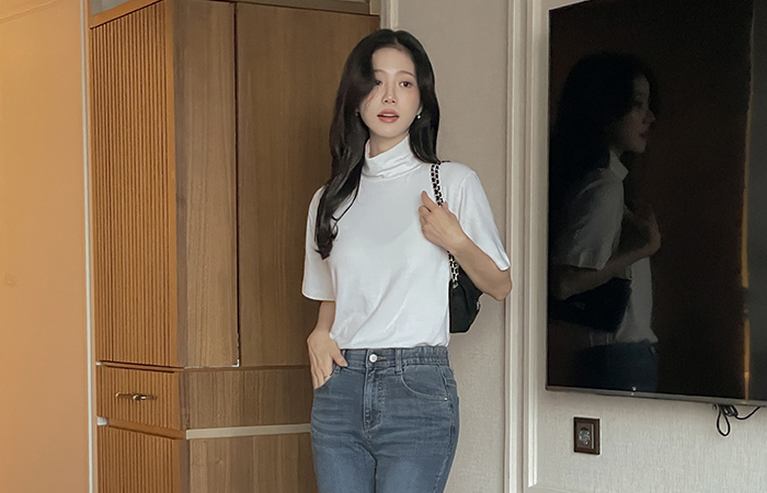 Basic Angora Short-sleeve Turtleneck T-shirt