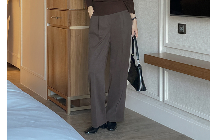 Herringbone Slim Fit Pintuck Fleece Slacks