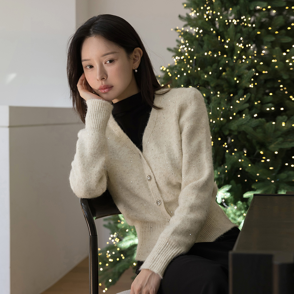 Spangle Flower Button Wool Knit Cardigan