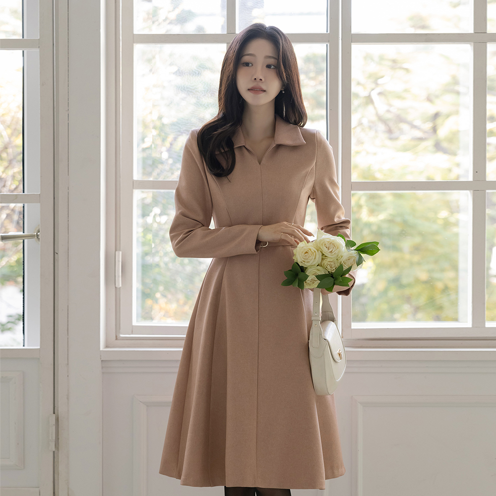 Mari Collar Cutting-Neck A-line Dress(+Belt)