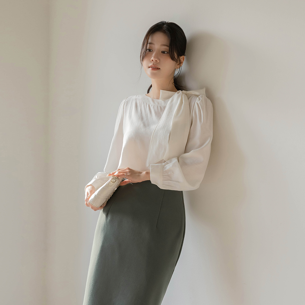 Side Ribbon neckline Blouse
