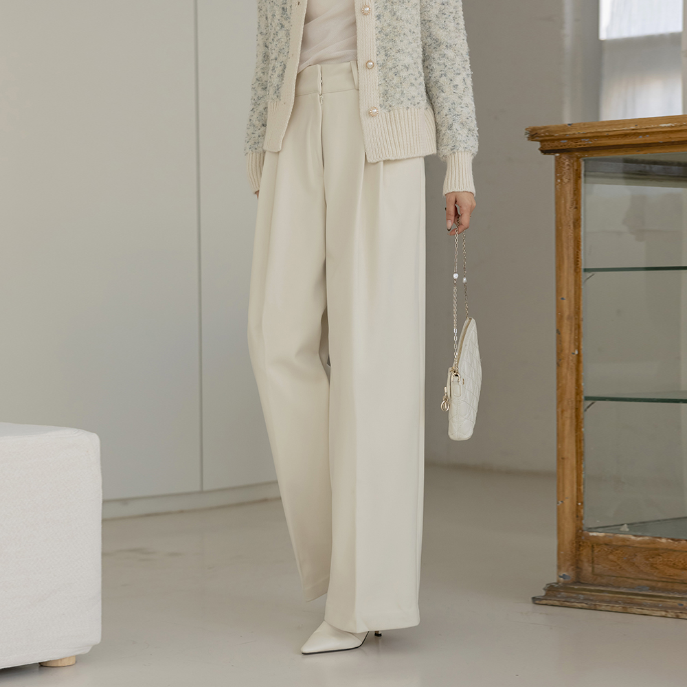 Thick pintuck wide fit Fleece Slacks