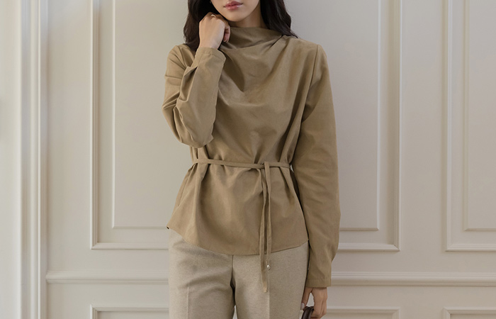 Velvet Half-Neck Back-Button Blouse(+Belt)