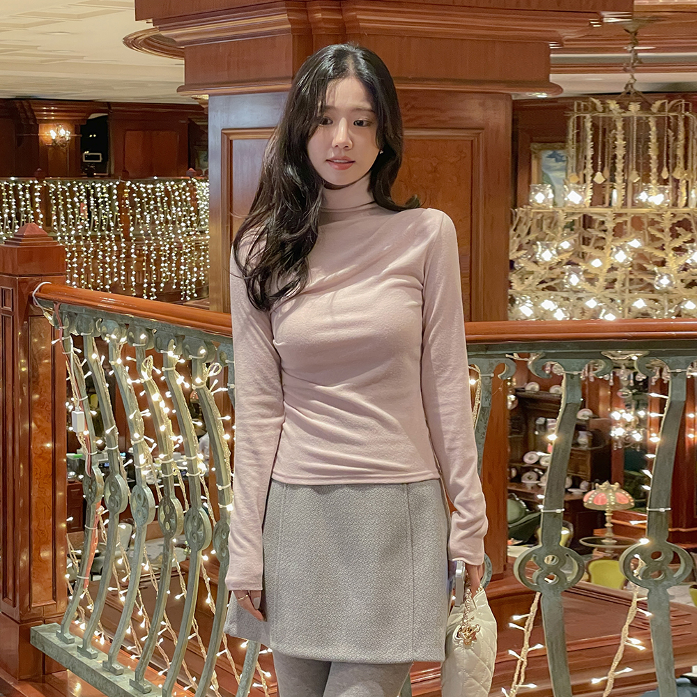 Tight Fleece Shirring Turtleneck T-shirt