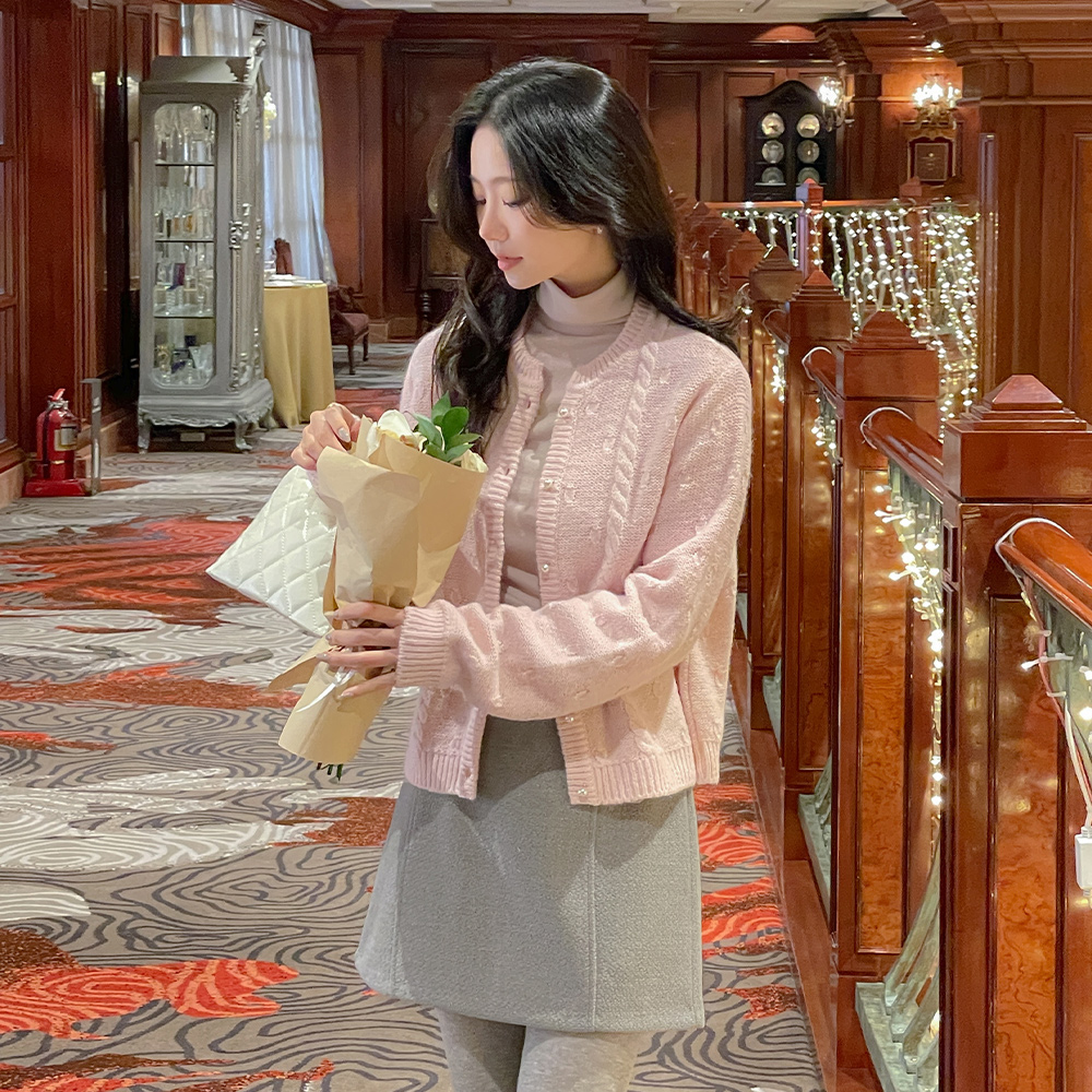 Candy Alpaca&Wool Pearl Buttons Cardigan