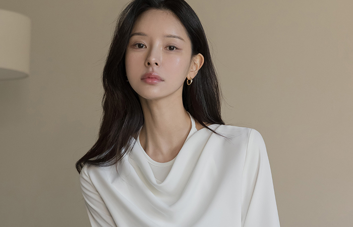 홀터나시 Cowl Neck layered Blouse