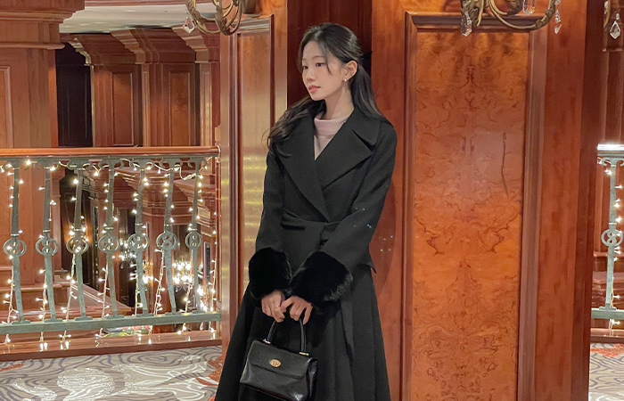 Feminine Sleeves Fur Color Combination Quilting Long Coat(+Belt)