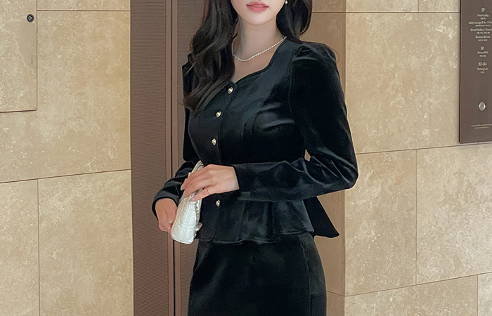 Velvet Peplum Puff Set-up Blouse