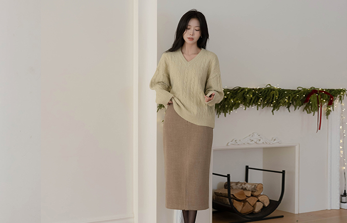 Front Slit H-line Fleece Long Skirt