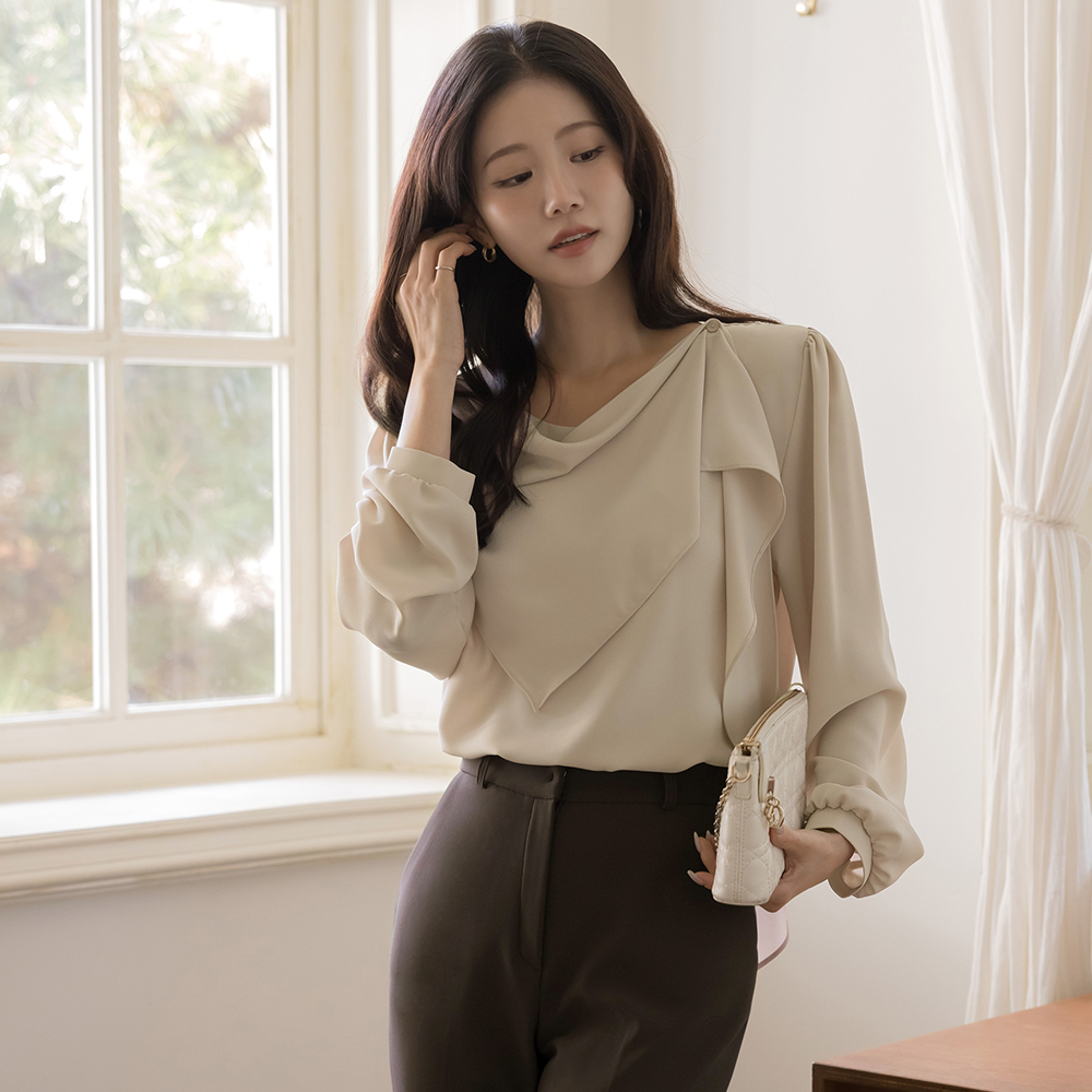 Venus 엘레강 Draping Blouse