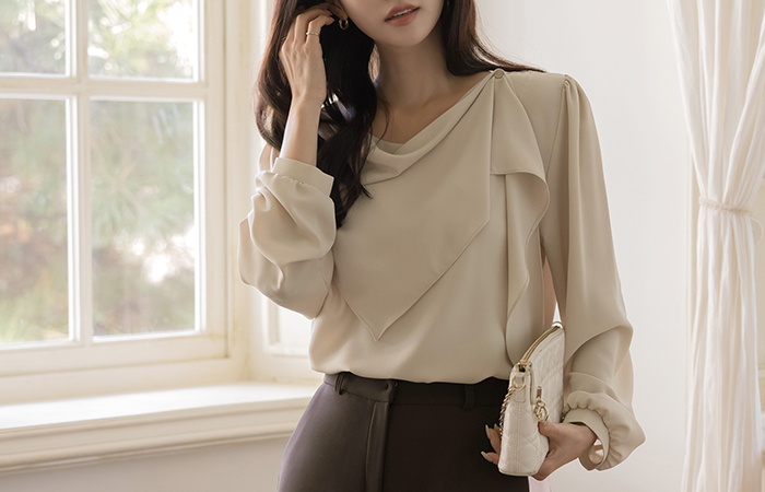 Venus 엘레강 Draping Blouse