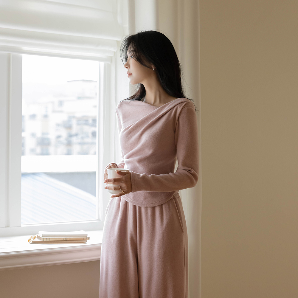 Cozy 겉기모 Drape T-shirt&Pants SET