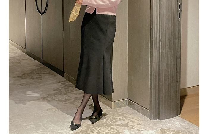 Shining Suede Mermaid Fit Skirt