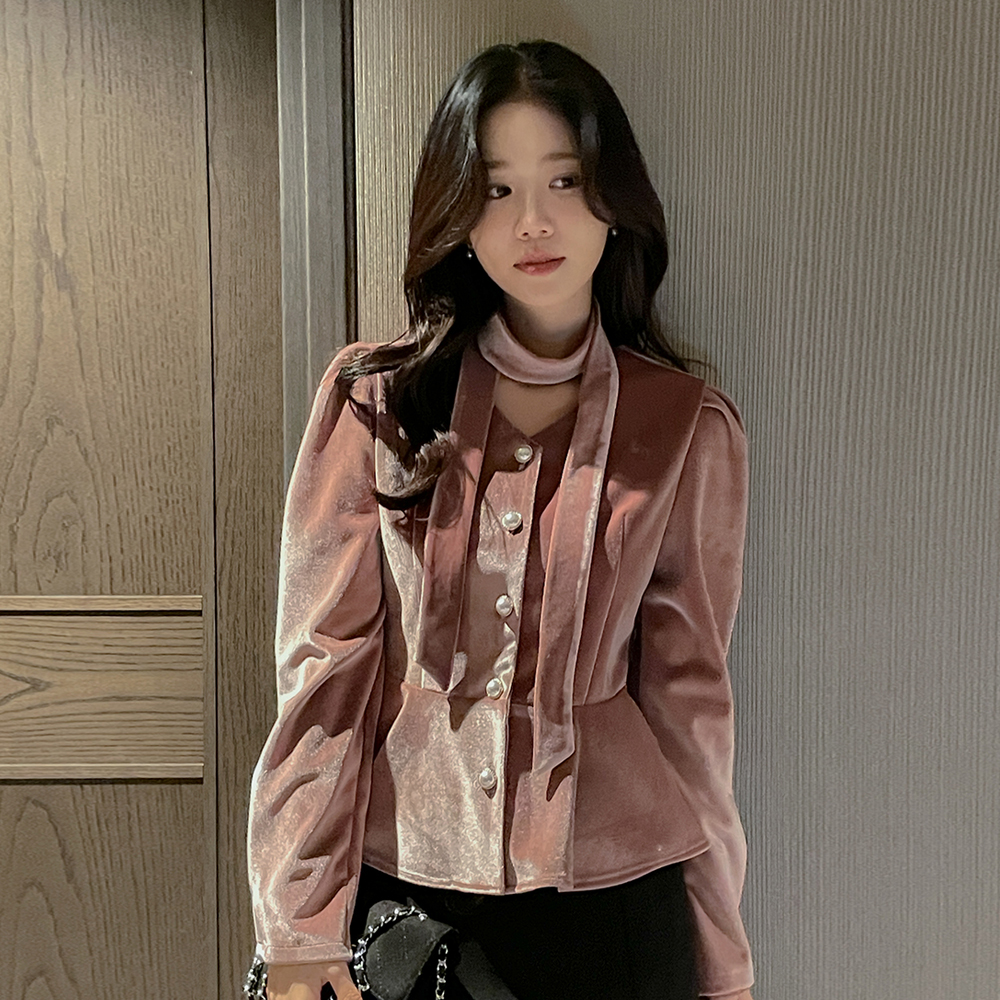 Velvet Pearl Peplum Blouse(+Scarf)