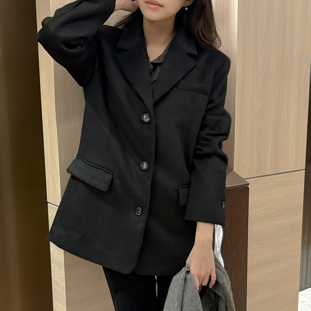 Classic Modern Wool 커버핏 Quilting Jacket