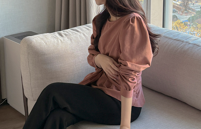 Cozy Raund neck Knot Blouse