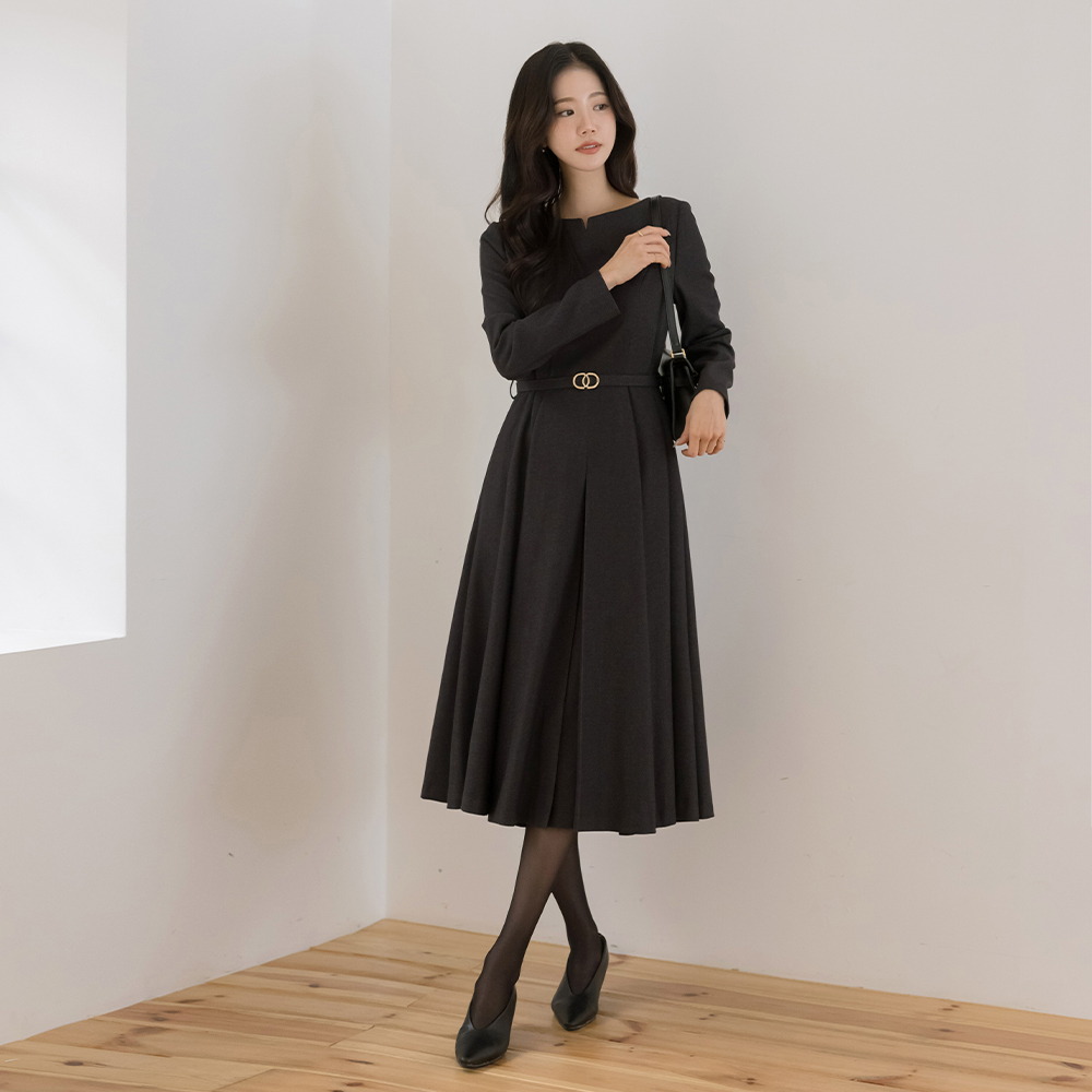 Boat Neck Center Front Vent A-line Dress