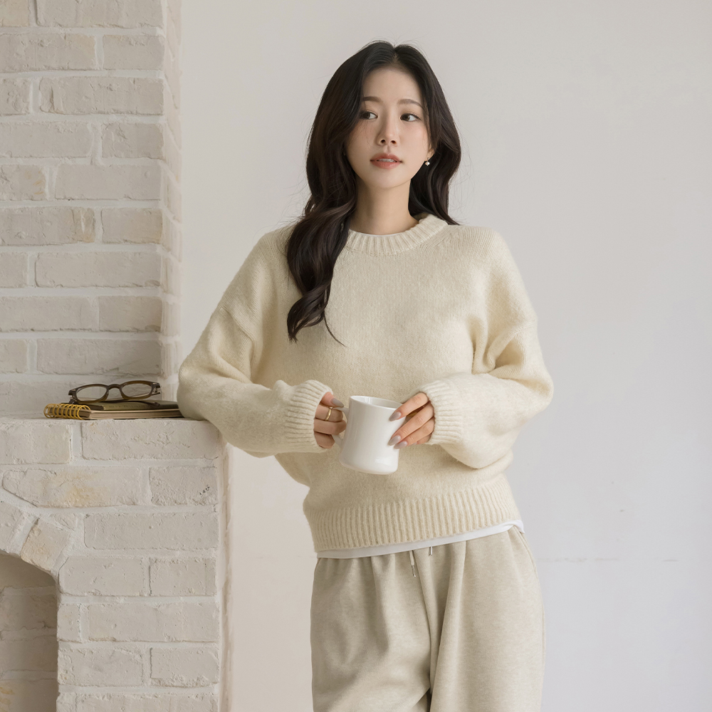 Colorful Raund neck Wool 스탠다드핏 Knit
