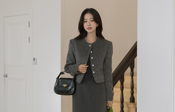 Classy Raund neck ODE Wool Quilting Jacket