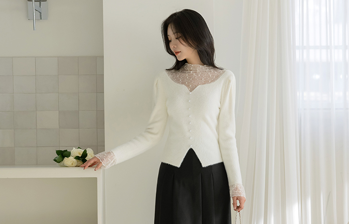 Lace layered Pearl fluffy Knit