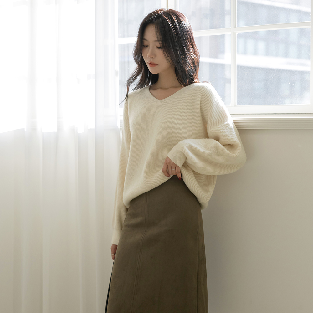 V-neck Wool Knit Color Knit