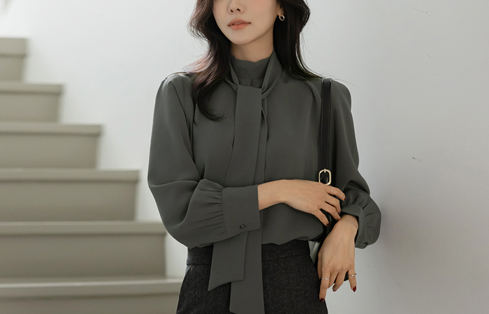 Pelisse Tie Neck Pintuck Blouse