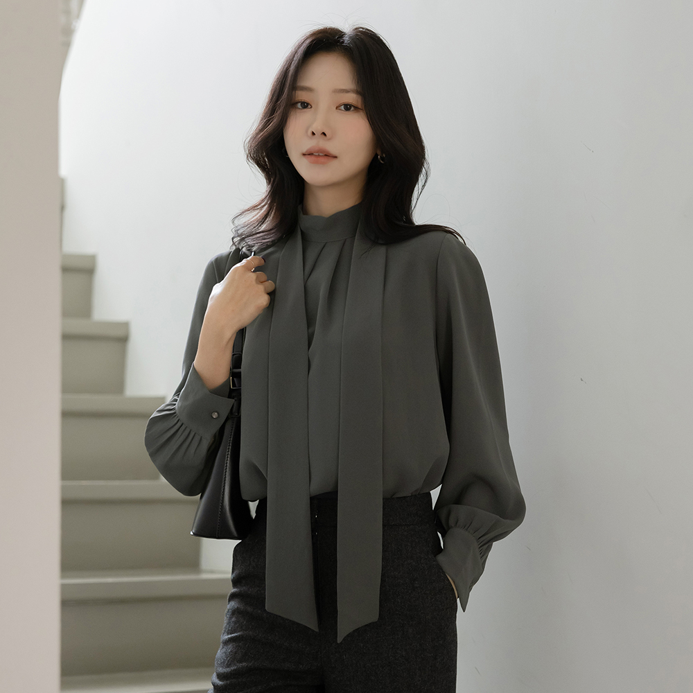 Pelisse Tie Neck Pintuck Blouse