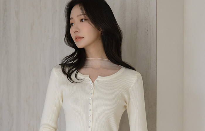 See-through layered Half-Highneck Pearl Corduroy Knit