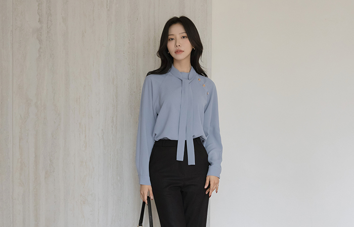 Seri Gold Button Reglan Blouse(+Tie)