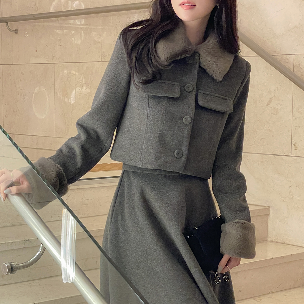 ODE Fur Color Combination Quilting Crop Set-up Jacket