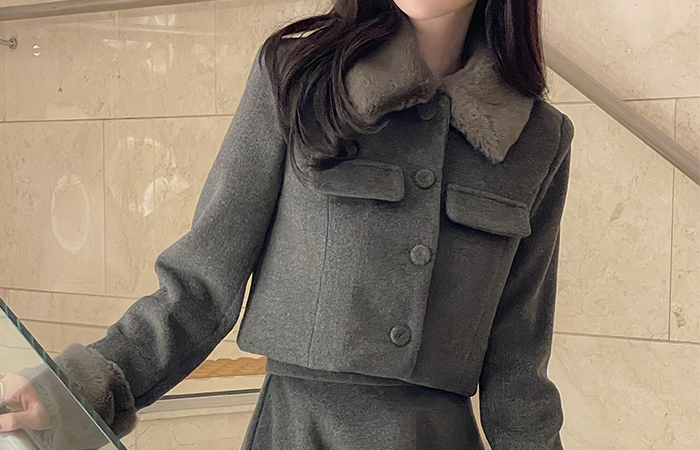 ODE Fur Color Combination Quilting Crop Set-up Jacket