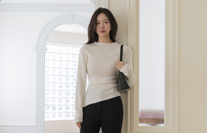 Half-Neck Corduroy Side Shirring Wool Unbalance Knit