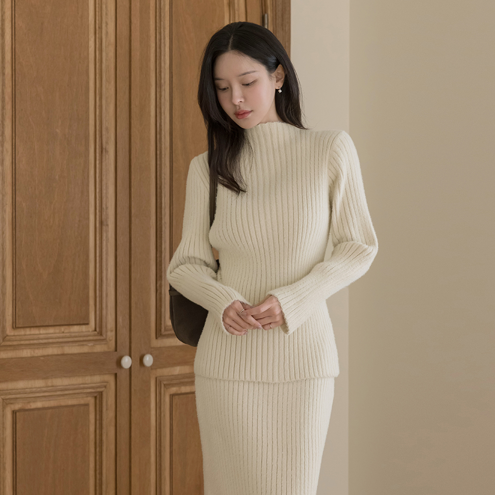 ODE Two-way Half-Turtleneck Knit&Skirt SET