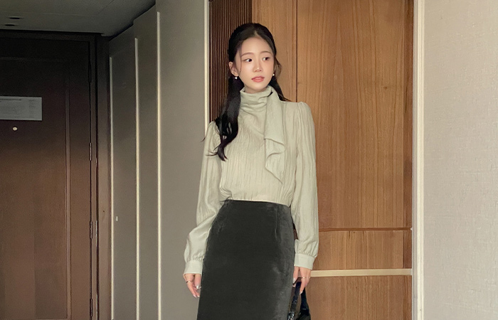 Feminine Scarf-Neck Back-Button Blouse